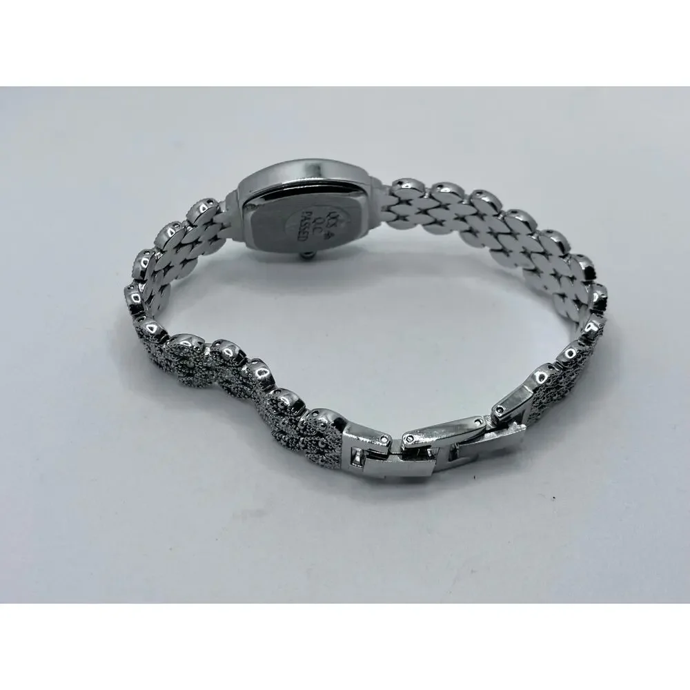 Gruen II Women's Silver Tone Watch Black Gray Analog *new‎ battery*